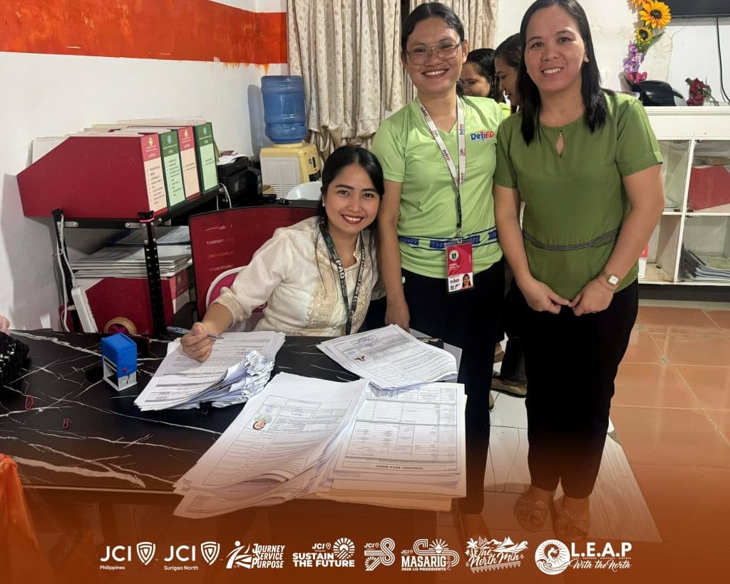 Partnering to Serve: Free Notary Public Services for Teachers photo 7
